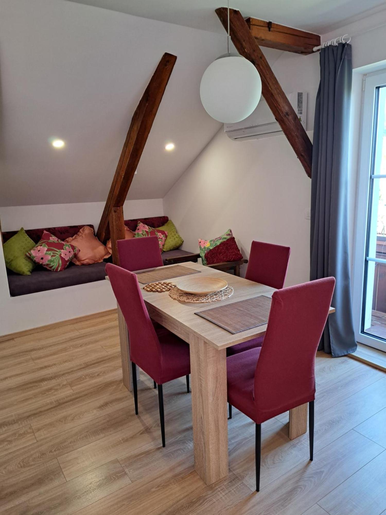 Apartmaji Magda Lägenhet Zgornje Gorje Exteriör bild